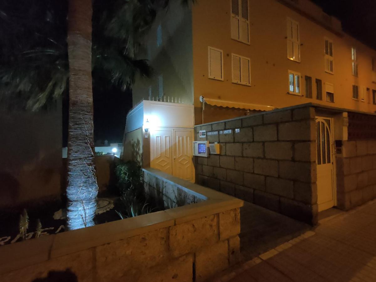 Arenitas Beach Un Oasis Junto Al Mar Candelaria Kültér fotó